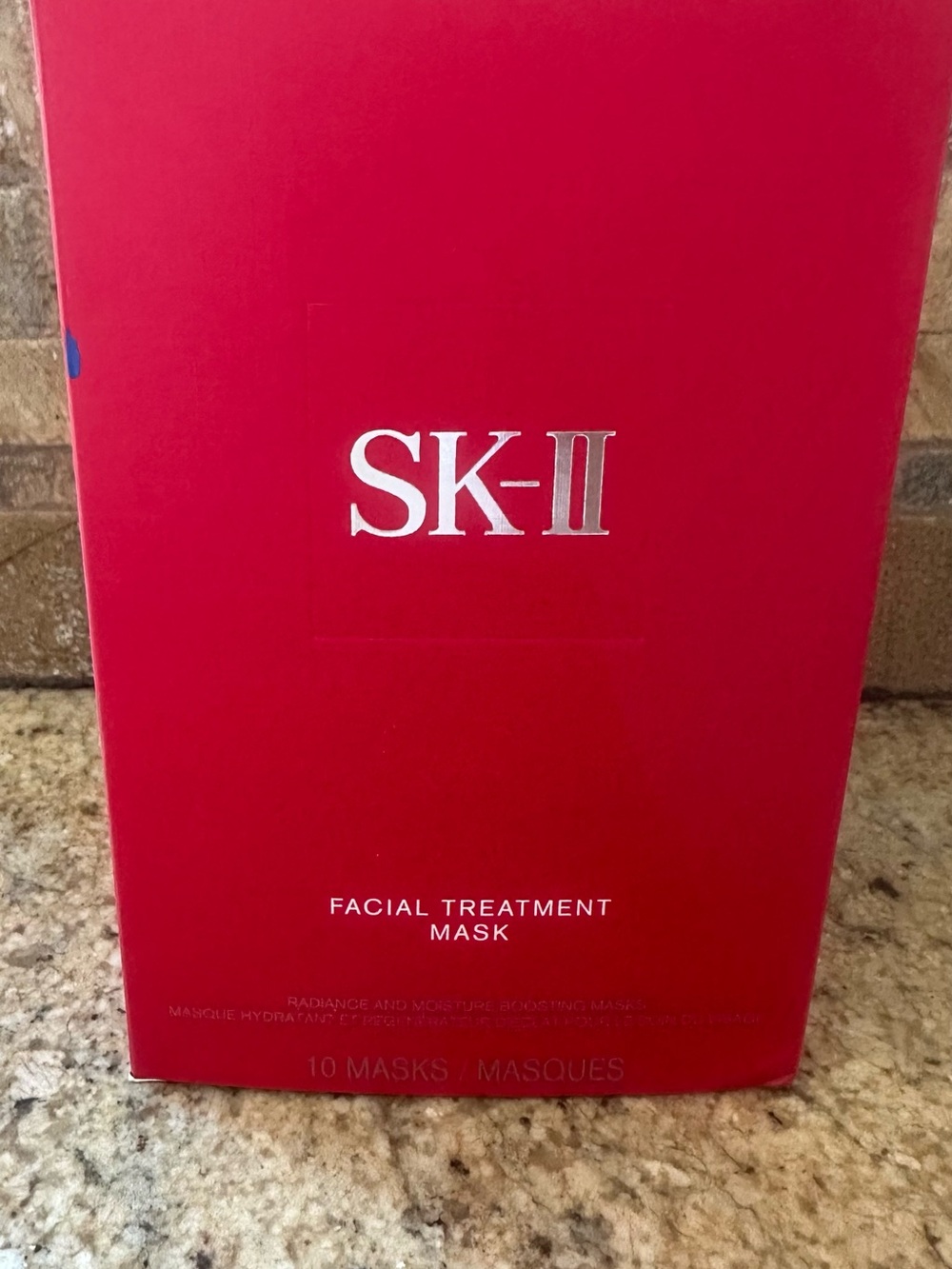 SK-II Facial Treatment Mask – Hydrating Sheet Mask in Red (10 Pack)